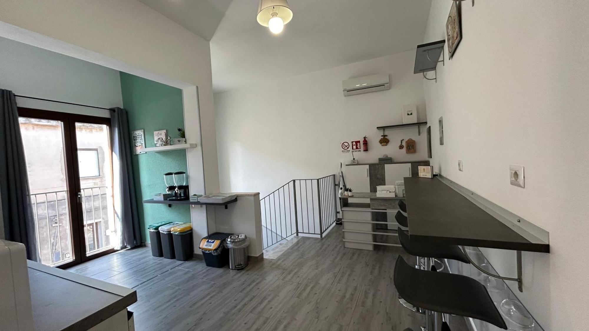 B&B Dea Madre Саррок Экстерьер фото